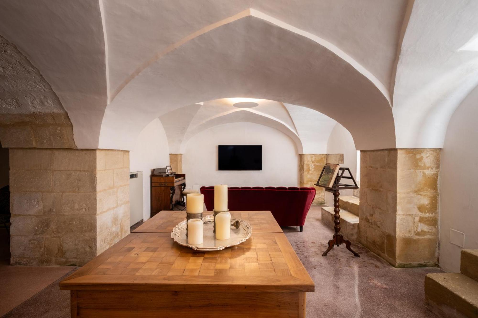 Dimora Del Vescovo Art Boutique Hotel Minervino di Lecce Eksteriør billede