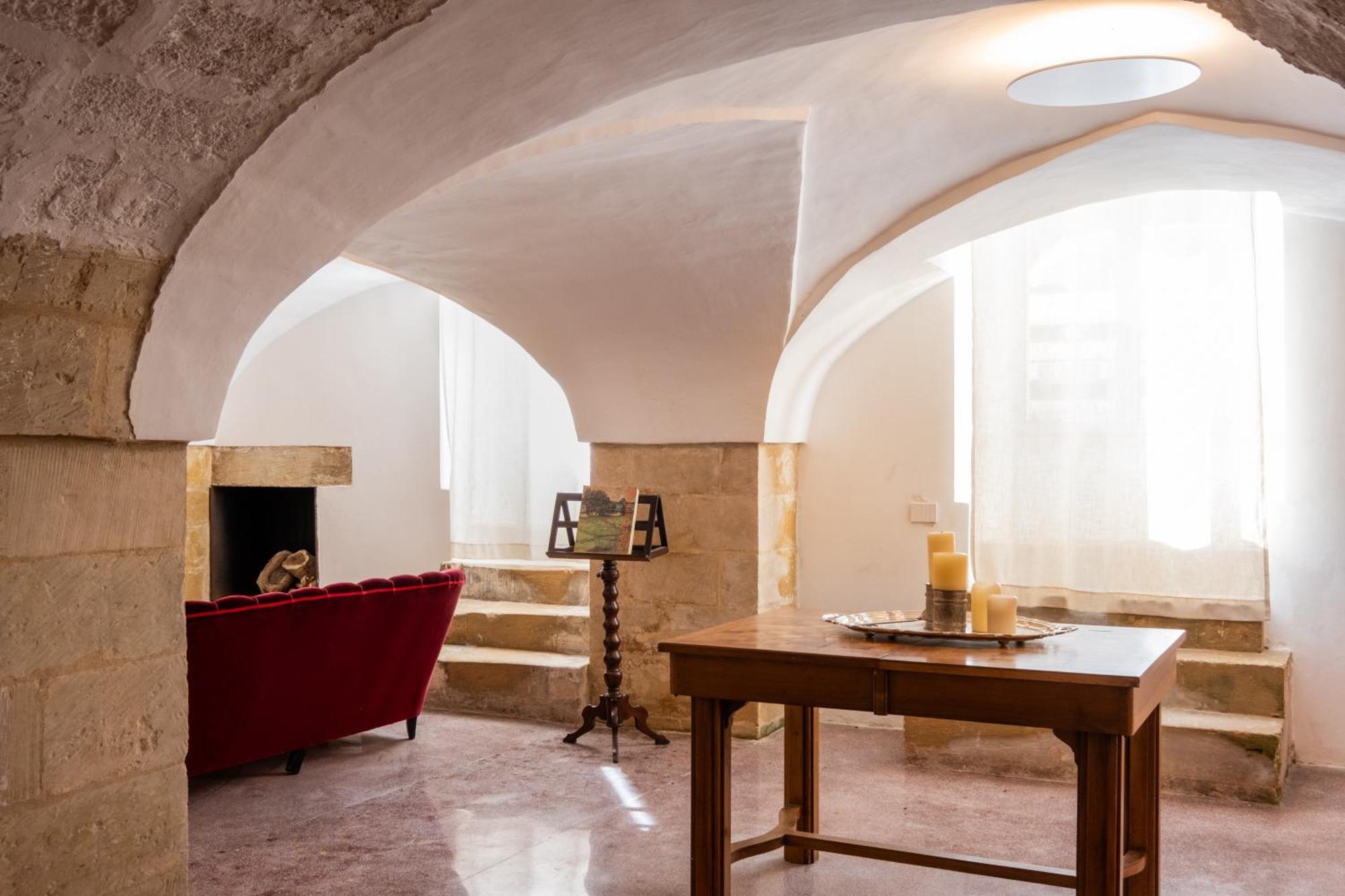 Dimora Del Vescovo Art Boutique Hotel Minervino di Lecce Eksteriør billede